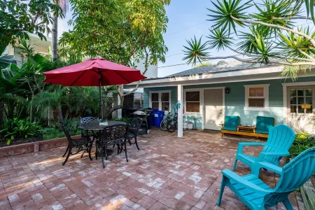 OB Bungalow Отели рядом с достопримечательностью «Пойнт Лома»