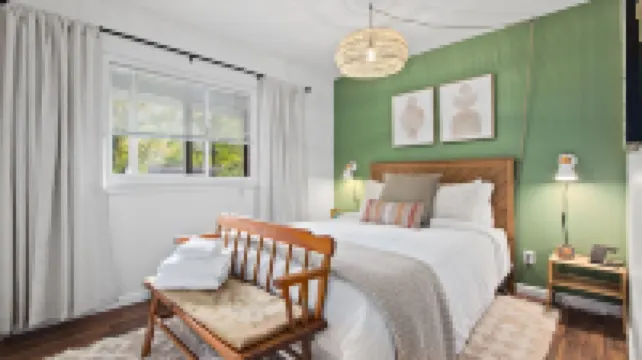 QUINN HOLLOW - Hunter Mountain Ski Cabin, Hot Tub