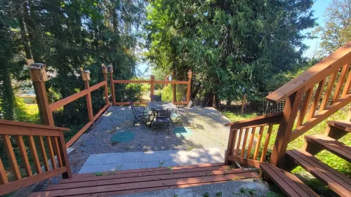 Beautiful Cottage on Lake & Creek Hotel a Skagit County