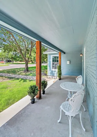 Sanger Suite, NEW Midterm ready, fully furnished- Waco/Baylor/Silos