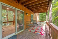 Beautiful LOG HOME-Poker & Pool Table, Xbox, Firepit,Jacuzzi tub,Week Specials!