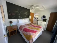 Cute Cottage - Center of the Door Peninsula - Pet Friendly!