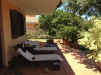 Villa with large garden just a few minutes from the sea, large garden