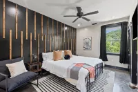 New Barndo/Private Access Red River/Kayak/Fishing