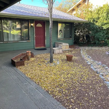 Spacious Home + Private Suite with Separate Entrance. Family Friendly!