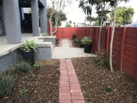 2bed 1bath close to downtown LB, LA and OC.