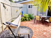 Private Modern 1BR/1BA Tropical Kihei Maui Cottage by the Beach
