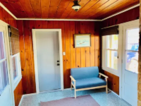 New King Park Beach Lookout Deluxe! 3BR Right at Lake!