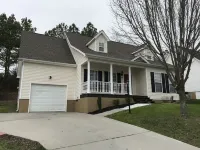 House near Lee University - con encanto