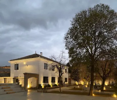 Orchard of the Purisima Các khách sạn gần Sân bay Granada