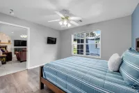 Casa Lago on Lake LBJ, Zenful Retreat;Game Room;Canal Front; Putting Green