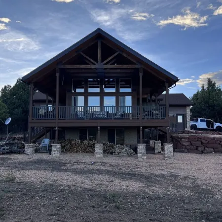 Royal Mountain Getaway - Cabin Sleeps 22!