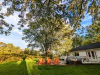 Dazzling Design, Hot Tub, Huge Rooms, Privacy, 20 Acres