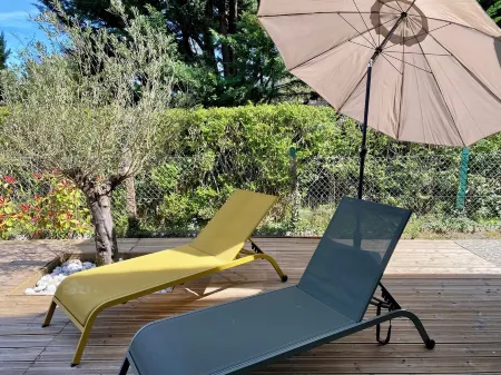 Au Coeur du Village, Mais. 3 ch, 2 Salles D'eau,10 mn à Vélo de la Plage, à 2 km