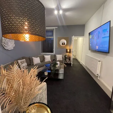 Urban 3 Bedroom Home in Kings Heath-Great Location Отели рядом с достопримечательностью «Сайрхолл Милл»