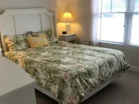 Dog Friendly Townhome in the heart of Stone Harbor Hotels in Stone Harbor