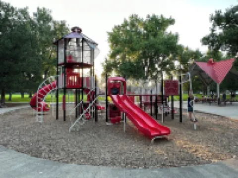 Large Home InArvada, Centrally Located, 50 Min to Ski, Free Parking Garage.420ok