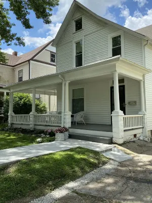 The White House Hotels in Sedalia