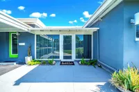 Heated Pool+HotTub! OutDoor Kitchen+Close 2 Beach!