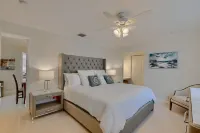 Waterfront Home!! Gulf Stream with Kayaks