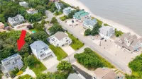 Water Views - 3 Min Walk to Private Beach - Luxury 5-Star Rated Beach House