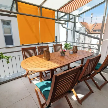 HELLOFLATS: Luxury Penthouse / Balcony / Parking / Center / Therme / MUC Airport