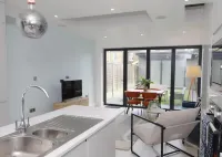 Stylish London Flat with Garden, Close to City