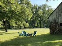 Countryside paradise 6 miles to Stockton Lake! We now have high-speed internet!