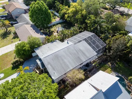 10 Min to the best beach & golf course! Massive Home: Pool, Hot Tub, Game Room!