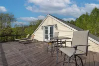 Home away from Home, private apartment with amenities.