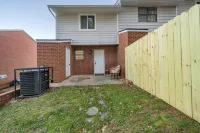 Serene Oakwood Townhouse