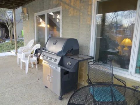 HUGE DISCOUNTS  FOR STAYS BY THE WEEK AND MONTH! 1ST CLASS AMEMITIES!