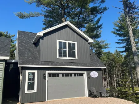 NEW! Saltspray Vacation Rental - Bar Harbor, 6 Mi from Park Entrance Отели рядом с достопримечательностью «Маунт-Дезерт»