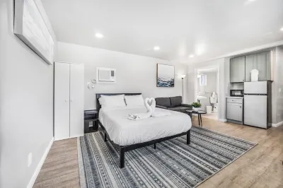 Newly Remodeled Apartment 1 Hôtels à proximité de : aérodrome de Gillespie Field
