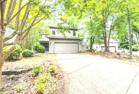 Urban Woodland at High Point Отели рядом с достопримечательностью «All-A-Flutter Butterfly Farm»