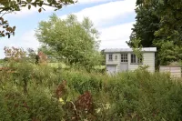 Unique, tranquil retreat in fabulous grounds with own garden & pond. Nr Goodwood