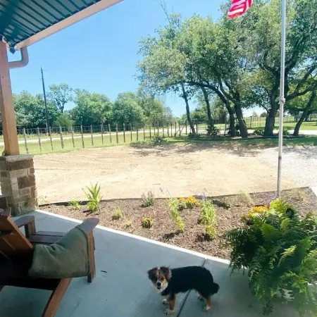 Lookout Guest House: One Bedroom Country Living