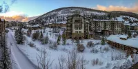Panoramic Mountain View Retreat w/ Hot Tub - 3/3 Designer Home Hike and Bike!