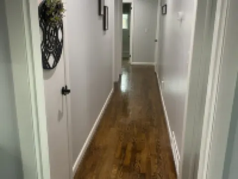 Newly renovated home! One block from Back of the Dragon-Close to downtown Marion Hotels in Smyth County