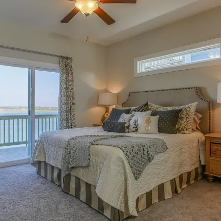 Best Views on the Island! Ocean, Waterfront, Boat Dock, Elevator, Pool, Fish!