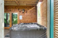 Cabin getaway in downtown! Hotels in Blue Ridge