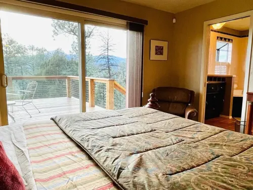 Mountain View, Hot Tub, Pool Table, 15 Guests, 5 Bedrooms, 5 Bathrooms, dtown 7m