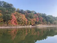 New lake view rental on Wolfcreek with boat ramp and lake access across the road Hotels in Grove