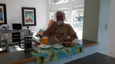 Situated near NASA and Kemah Boardwalk, you can enjoy your own PRIVATE BEACH