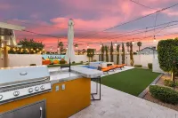 NEW!! ✴ POOL ✴ LUX SPA ✴ 4 BED ✴ ARCADE - สระว่ายน้ำส่วนตัว