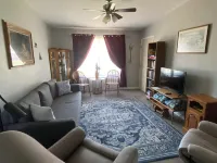 Family friendly home that is centrally located. 15 minutes from Sheppard AFB.