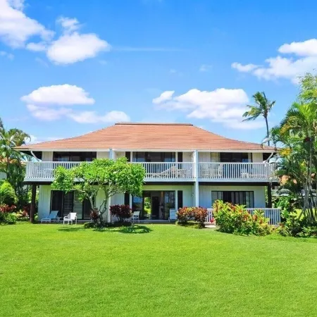 Luxury Ground Floor Condo Just 50 Yards From The Beach!