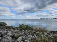 Lakeside Paradise with Priceless Views