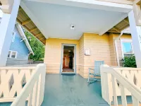 3Br/3BA Base, Expand to 6Br for Extra Cost, Sleeps up to 14, Central & Cozy Home