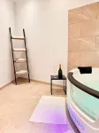 Modern Spa - Cozy & Chic Jacuzzi / Hyper center x1f339;